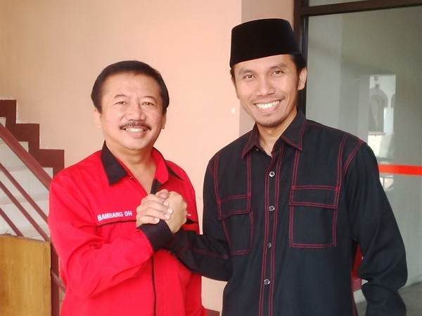 Ketua Bappilu DPP PDI Perjuangan, Bambang DH dan Cawagub Edi Purwanto.