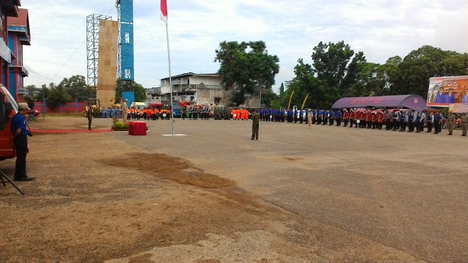 BPBD dan Damkar Kota Jambi menggelar apel kesiapsiagaan bencana banjir.