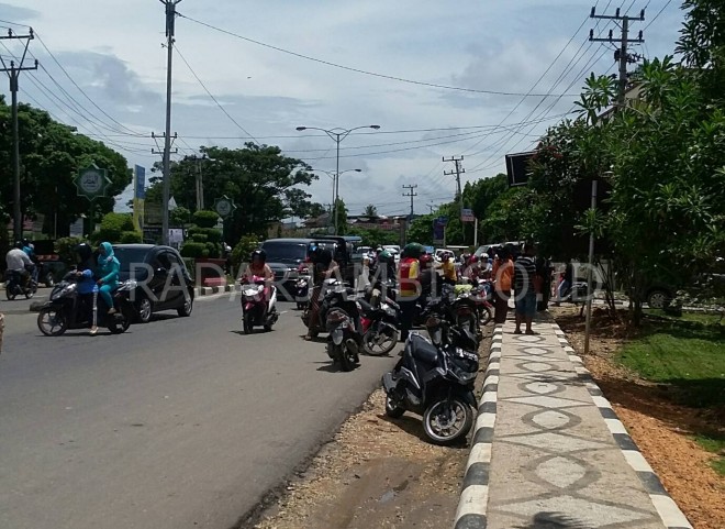 Suasana pasca kejadian perampokan bendahara SMAN 5 Pulau Pandan, Kecamatan Limun.