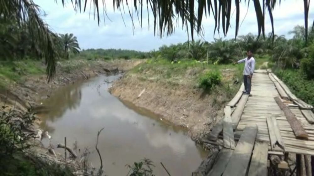 Proyek Normalisasi di Sungai Ambacang, Muarojambi