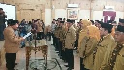 Suasana berlangsungnya prosesi pengukuhan ICMI Kabupaten Sarolangun Selasa (27/2) di ruang Pola Pemkab Sarolangun