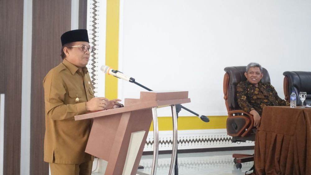 Wakil Gubernur Jambi H.Fachrori Umar  Manyampaikan Sambutan.