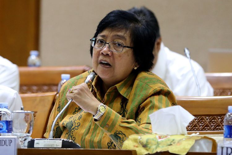 Menteri Lingkungan Hidup dan Kehutanan Siti Nurbaya 