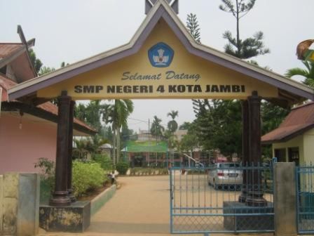 SMPN 4 Kota Jambi