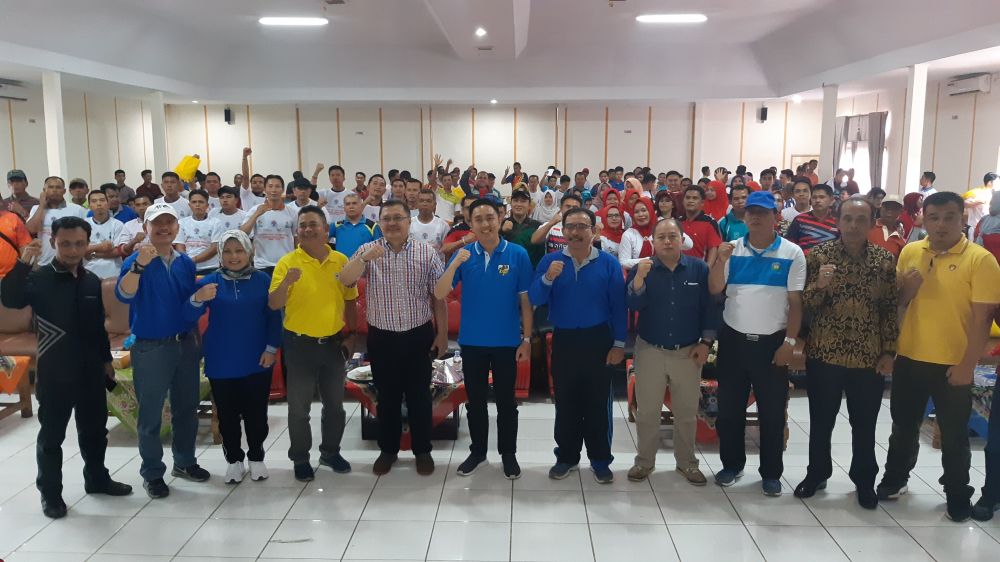 Staf Ahli Kemenpora, Ketua DPRD Kota Sungaipenuh, Kadispora Saat Usai Pelaksanaan Pelatihan Pelatih Pemula