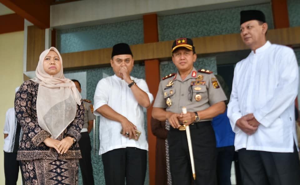 Bupati Masnah Berada di Rumah Duka