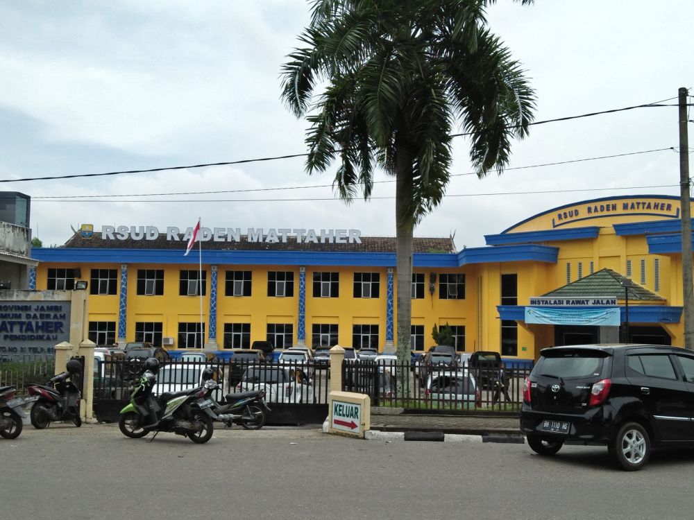 Gedung Rumah Sakit Umum Daerah Raden Mattaher Provinsi Jambi