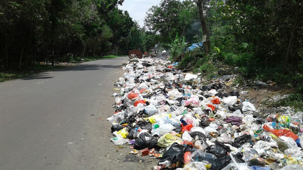Salah Satu Tempat Pembuangan Sampah di Jambi