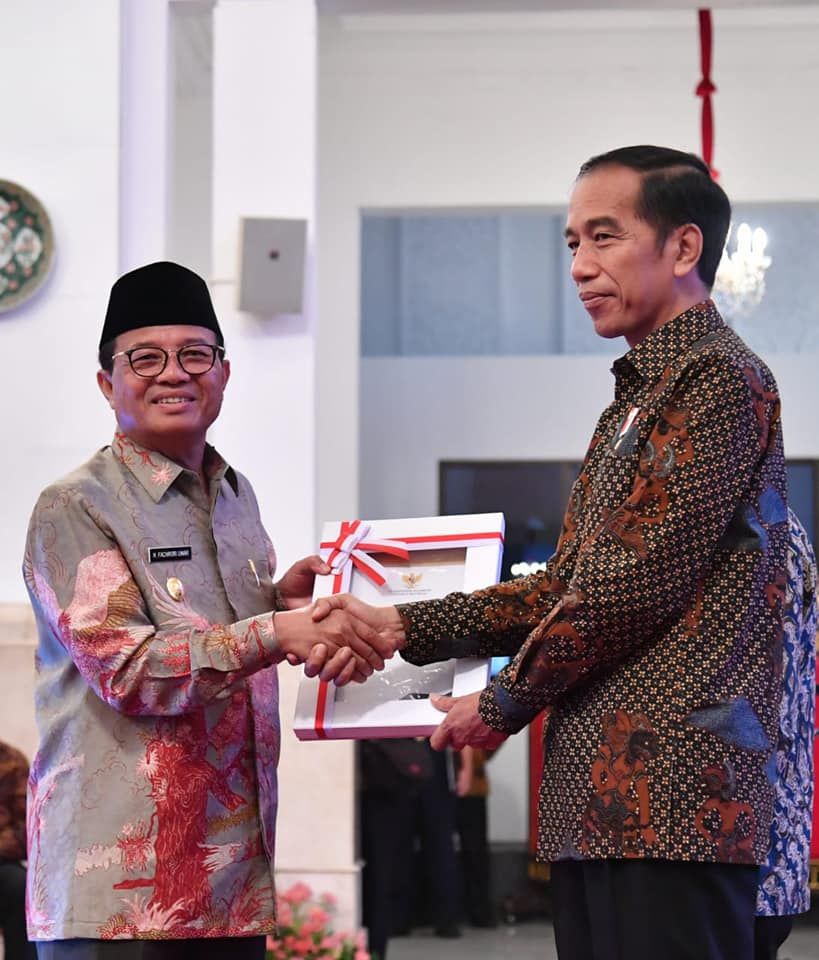 DIPA diterima langsung Plt  Gubernur Fachrori Umar di Istana Negara  Jakarta