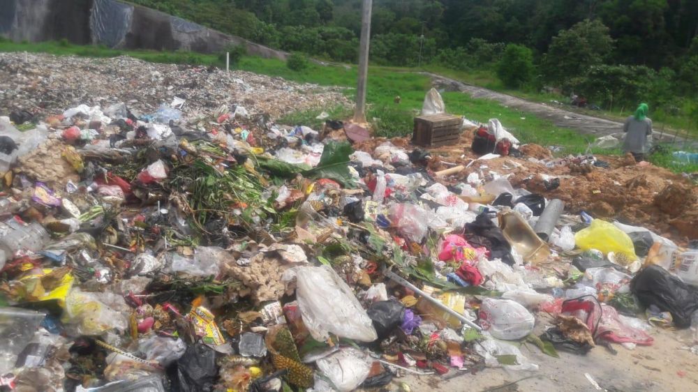 Sampah Rumah Tangga Mendominasi TPS di Muara Bulian