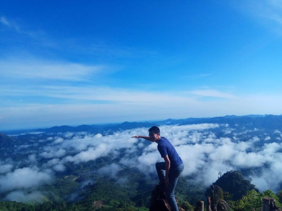 Indahnya Negeri Atas Awan Batang Asai