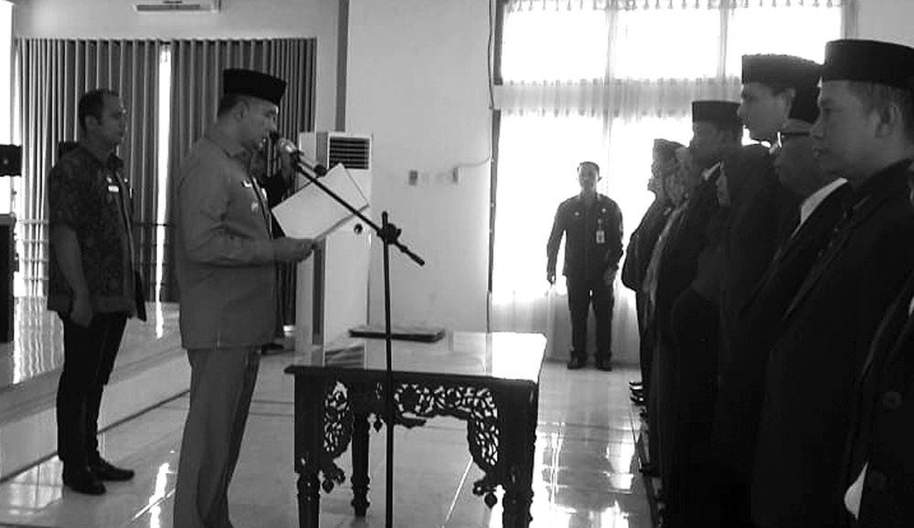 Walikota Jambi sSaat Melantik Pejabat Fungsional di Ruang Aula Inspektorat Kota Jambi, Jumat lalu