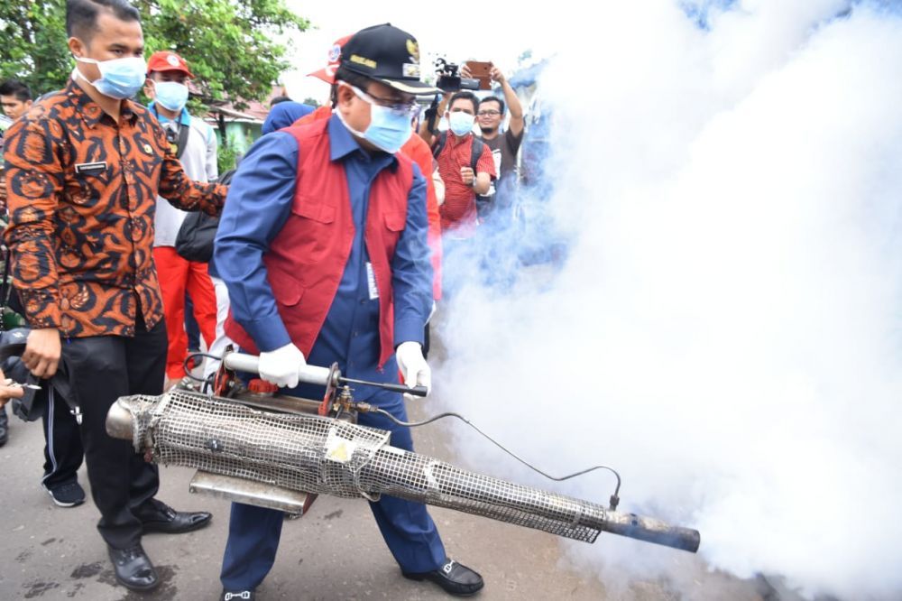 Wawako melakukan fogging beberapa waktu lalu