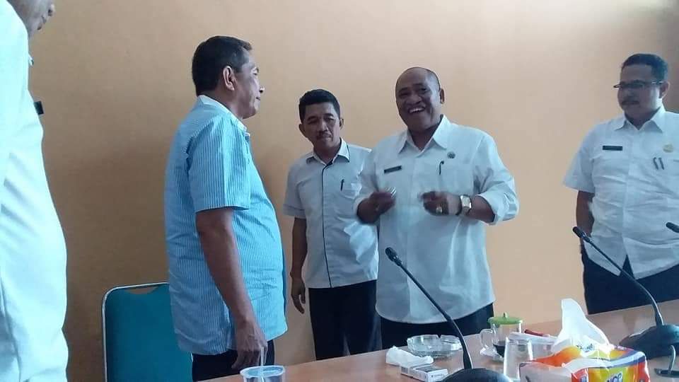 Harmonisasi mantan Sekwan, Sy Arif Arizal SE MSi dengan Plt Sekwan, Drs Sakwan, Kabag Umum, Kabag Keuangan dan Kabag Persidangan Sekretariat DPRD Sarolangun.