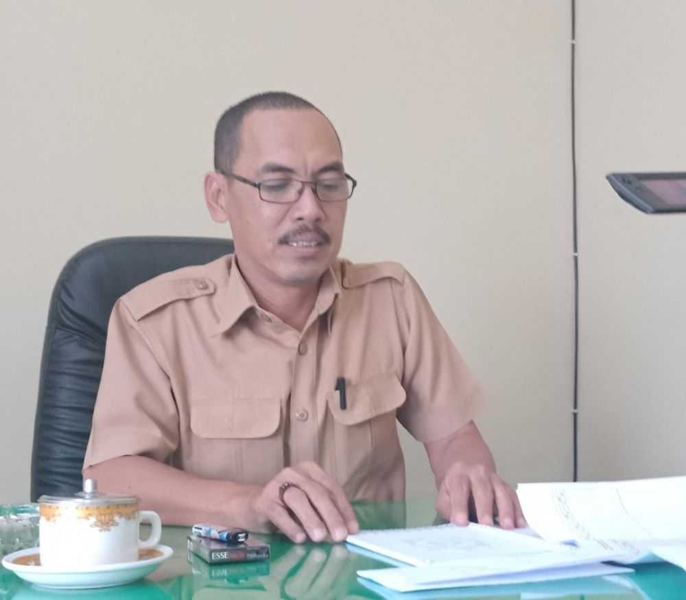 Sekretaris Disnakertrans Kabupaten Batanghari Fahrizal