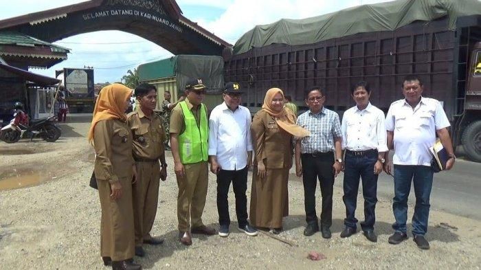 Meninjau Lokasi Pembangunan Jalur Dua