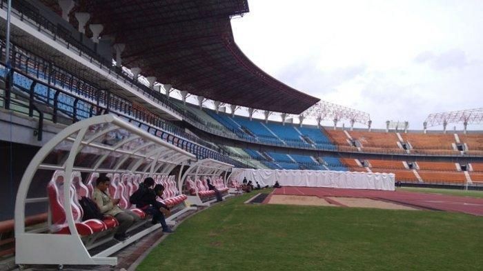 Stadion Gelora Bung Tomo - Surabaya