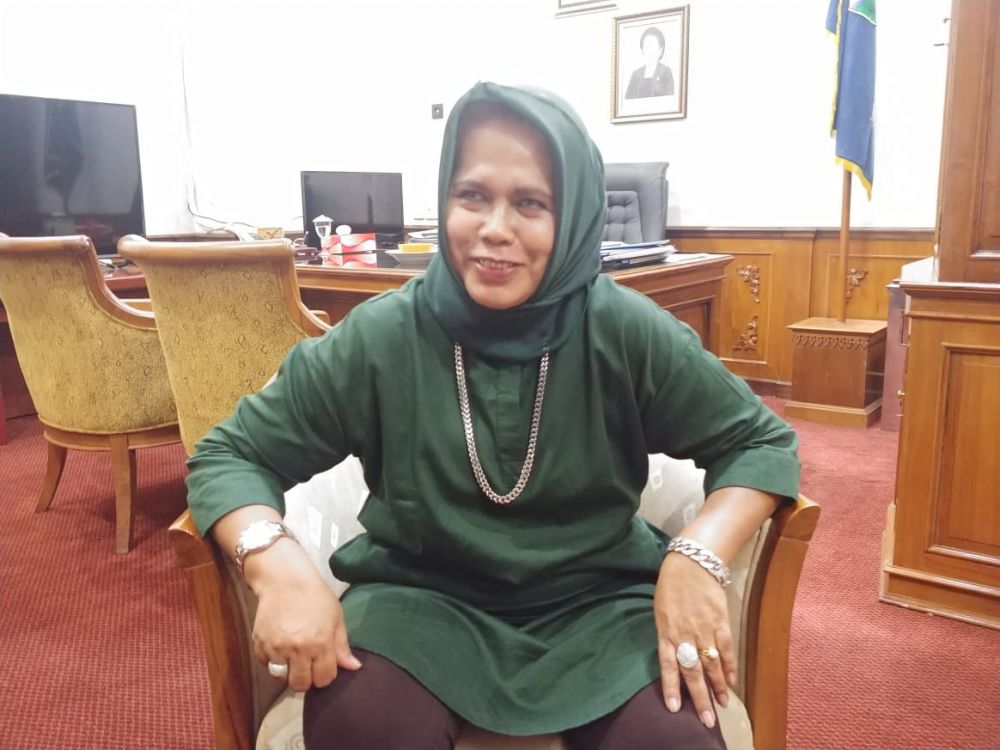 Ketua DPRD Muarojambi Salma Mahir