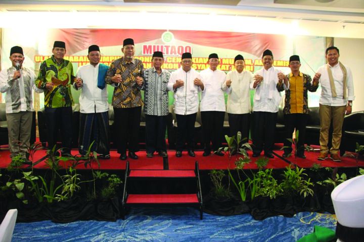 Para Tokoh Ulama,Cendekiawan,Akademisi ,tokoh masyrakat untuk indonesia damai
