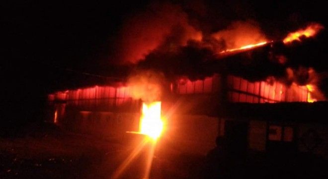 Kebakaran di Gudang PTPN Kayu Aro.