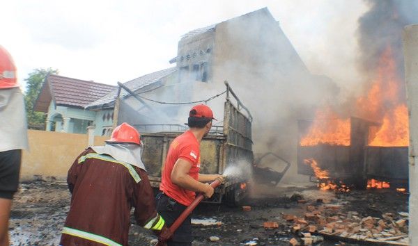 Salah satu kebakaran yang terjadi di Kota Jambi.