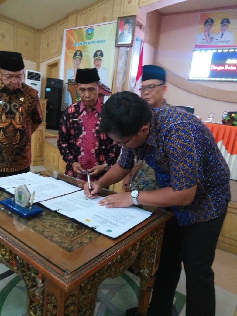 Penandatanganan Perjanjian Kerjasama Antara BPPRD Dengan BPN dan PLN Cabang Sarolangun.