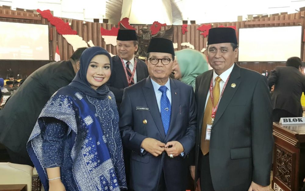 Gubernur Jambi Fachrori Hadiri Pelantikan Anggota DPR RI 