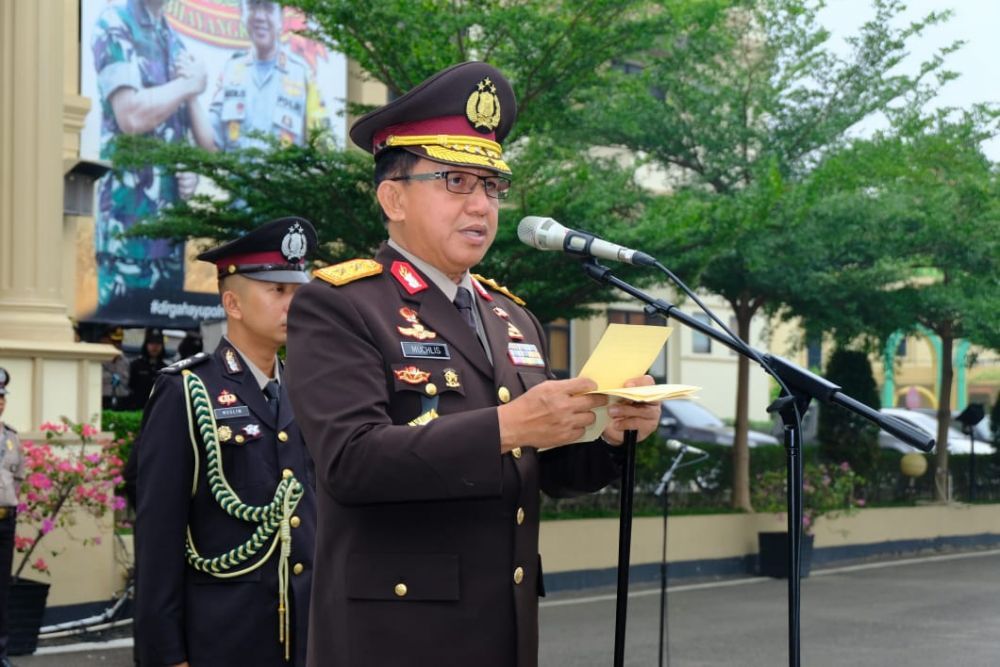 Kapolda Jambi Irjen Pol Muchlis AS saat menjadi inspektur upacara peringatan Hari Sumpah Pemuda ke 91. (foto : Humas Polda)
