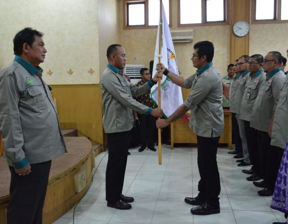 Sukandar kukuhkan Ketua serta Pengurus Forum Koordinasi Pengelolaan Daerah Aliran Sungai (FORDAS) Kabupaten Tebo 