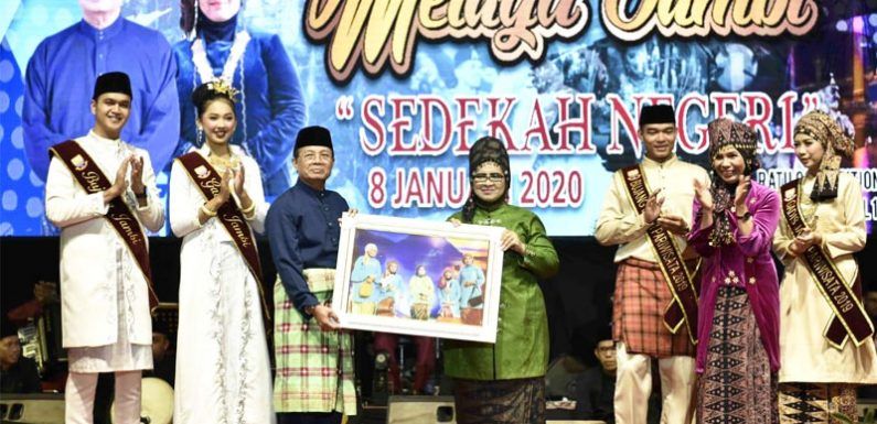 Malam Apresiasi Seni Melayu Jambi Tahun 2020, bertempat di Ratu Convention Center (RCC) Jambi, Kamis (08/01)