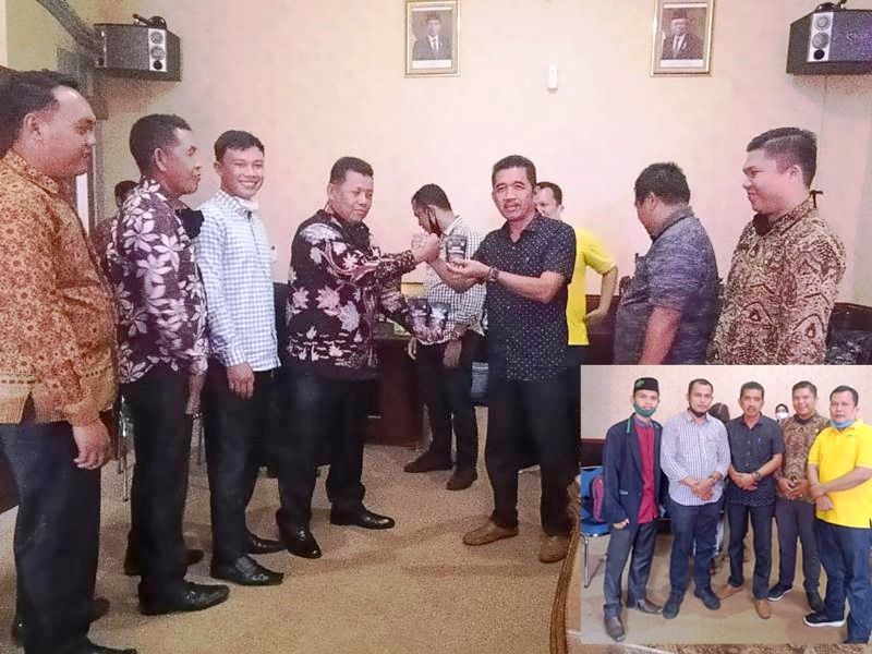 Abdullah Idris SPd Kabag Umum DPRD Sarolangun menyambut humanis study banding Pansus II DPRD Kepahiang 