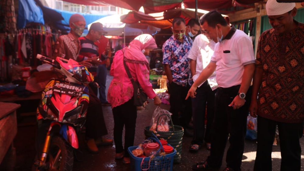 Al Haris blusukan ke Pasar di Bangko