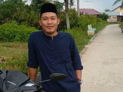 Ahmad Fauzi