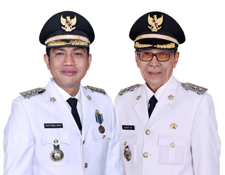 Muhammad Fadhil Arief dan H Bakhtiar resmi dilantik menjadi Bupati dan wakil Bupati Batanghari periode 2021-2024 