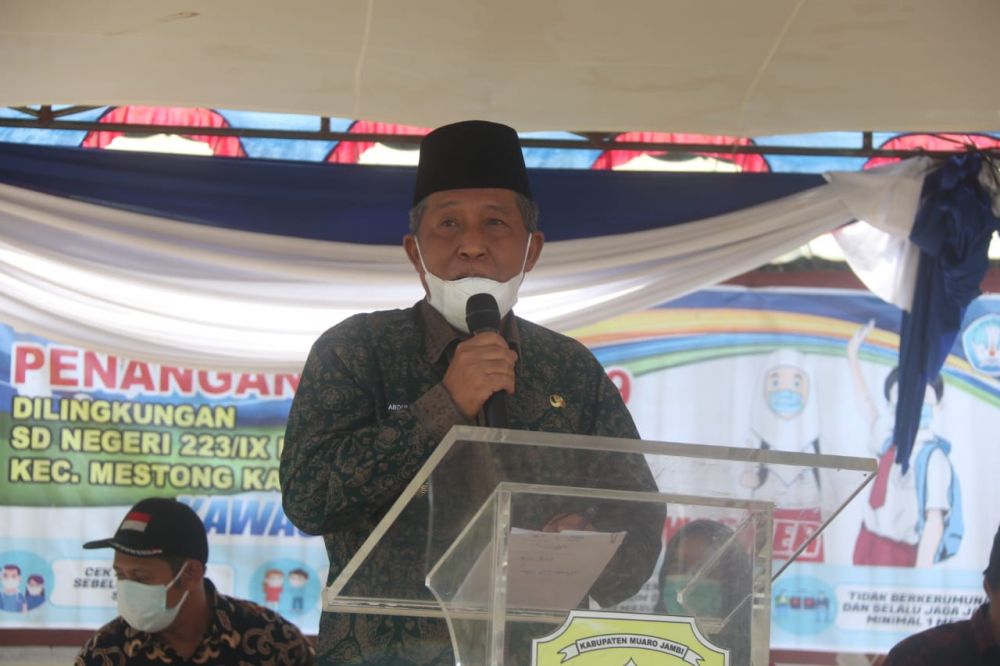 Wakil Gubernur Jambi Abdullah Sani 