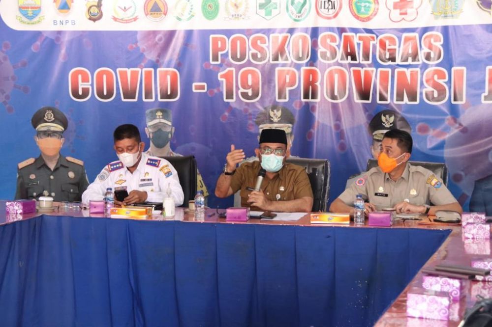 Rapat Koordinasi (Rakor) Penanganan Antisipasi Lonjakan Covid-19 di Provinsi Jambi, bertempat di Kantor  Badan Penangulangan Bencana Daerah (BPBD) Provinsi Jambi, Senin (07/02/2022).