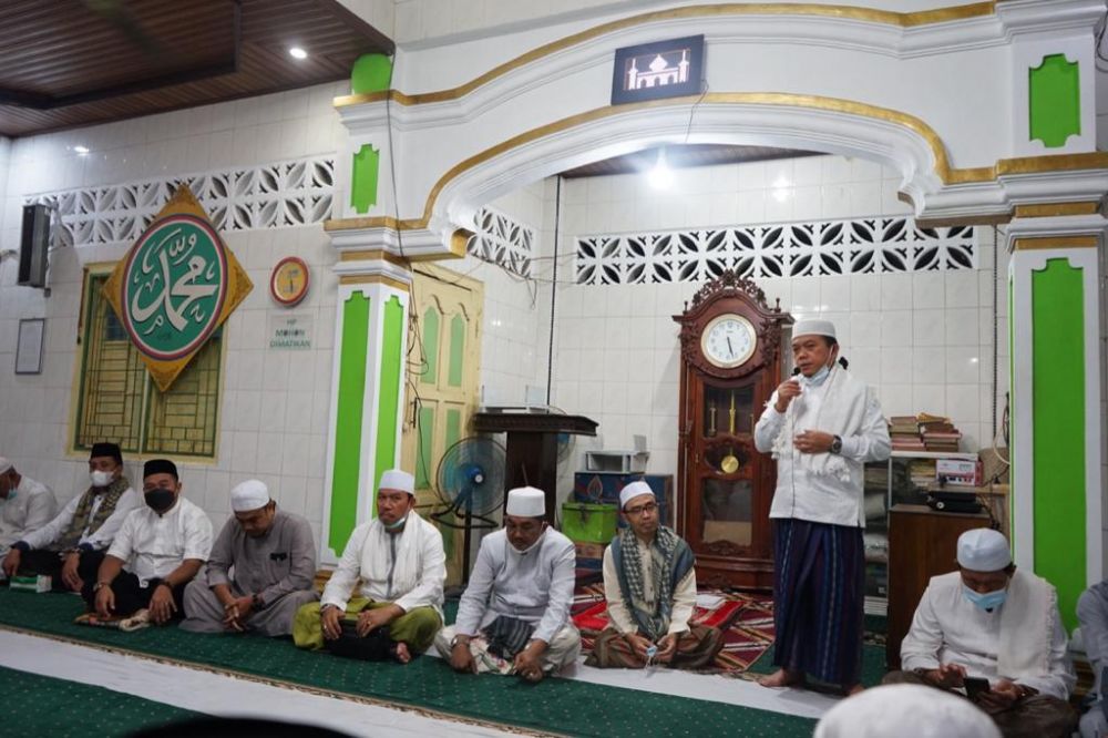 Safari Subuh Berjamaah, bertempat di Masjid Al Munawwarah Kecamatan Tungkal Ilir Kabupaten Tanjung Jabung Barat, Selasa (08/02/2022). 
