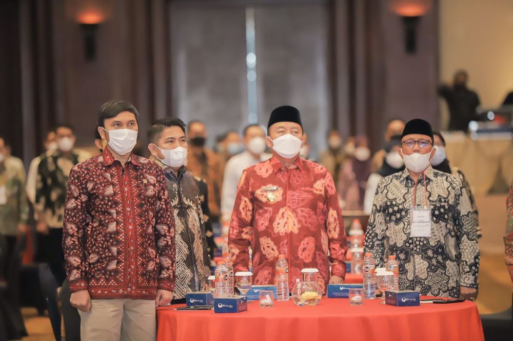 Ketua DPRD Provinsi Jambi Edi Purwanto menghadiri launching Peraturan Menteri Dalam Negeri RI (Permendagri) nomor 59 tahun 2021 tentang Penerapan Standar Pelayanan Minimal di Hotel Bidakara Jakarta, Kamis (10/3/2022).