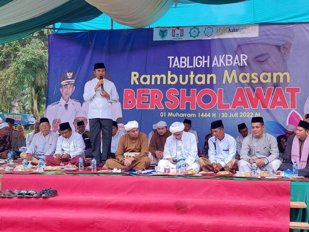 Sambutan Ketua DPRD Provinsi Jambi, Edi Purwanto menghadiri kegiatan Tabligh Akbar dalam rangka memperinngati 1 Muharram 1444 Hijriah, Sabtu (30/7).