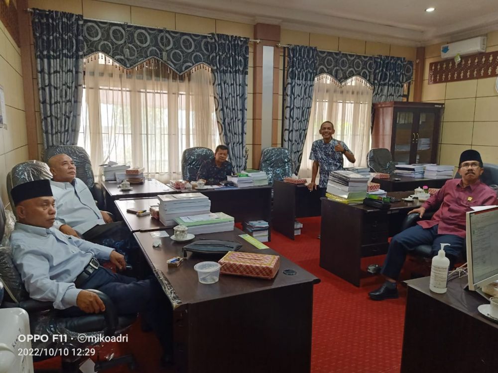 Ketua beserta anggota komisi III DPRD Kota Sungaipenuh