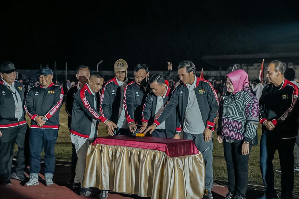 Pembukaan  secara resmi Pekan Olahraga Provinsi (Porprov) ke-XXIII Provinsi Jambi Tahun 2023, bertempat di Stadion Tri Lomba Juang KONI, Kota Jambi, Senin (10/07/2023) malam.