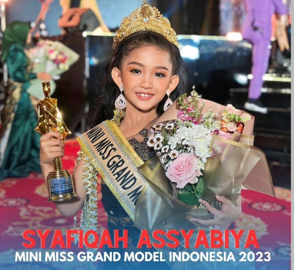 Syafiqah Assyabiya gadis cilik asal Kabupaten Merangin ini baru saja mengharumkan nama Provinsi Jambi di ajang dunia model Indonesia.
