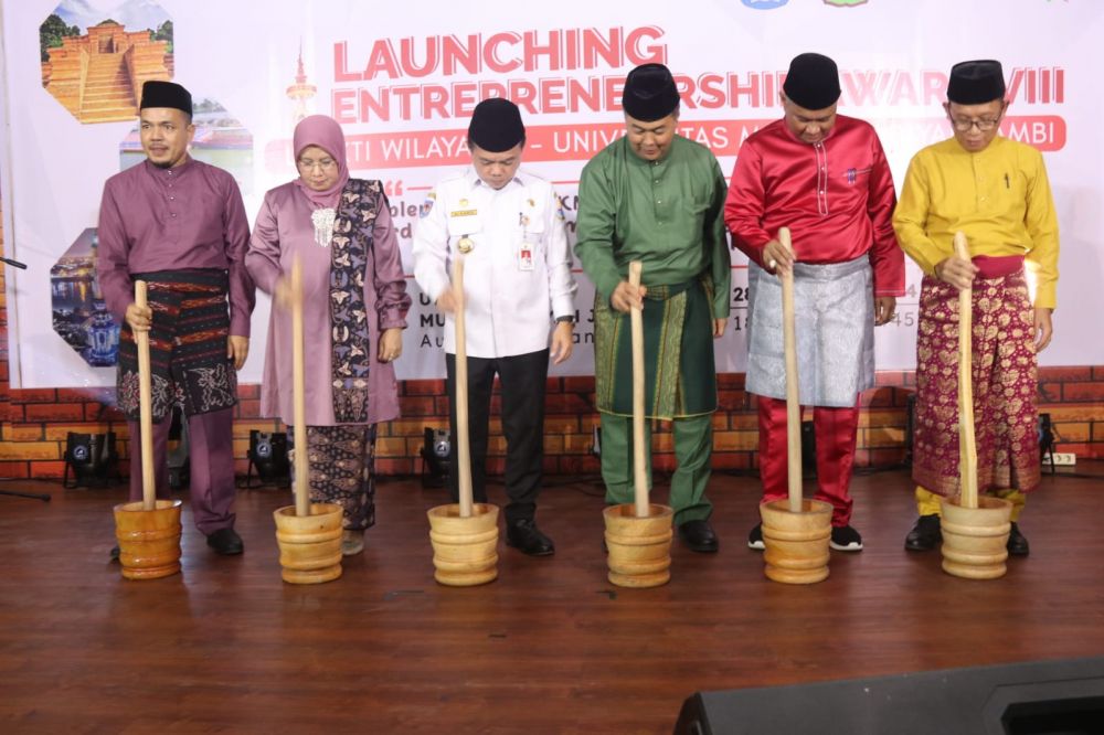 Launching Entrepreneurship Awards VIII Lembaga Layanan Pendidikan Tinggi (LLDIKTI) Wilayah X Tahun 2024, bertempat di Universitas Muhammadiyah Jambi, Rabu (28/02/2024).