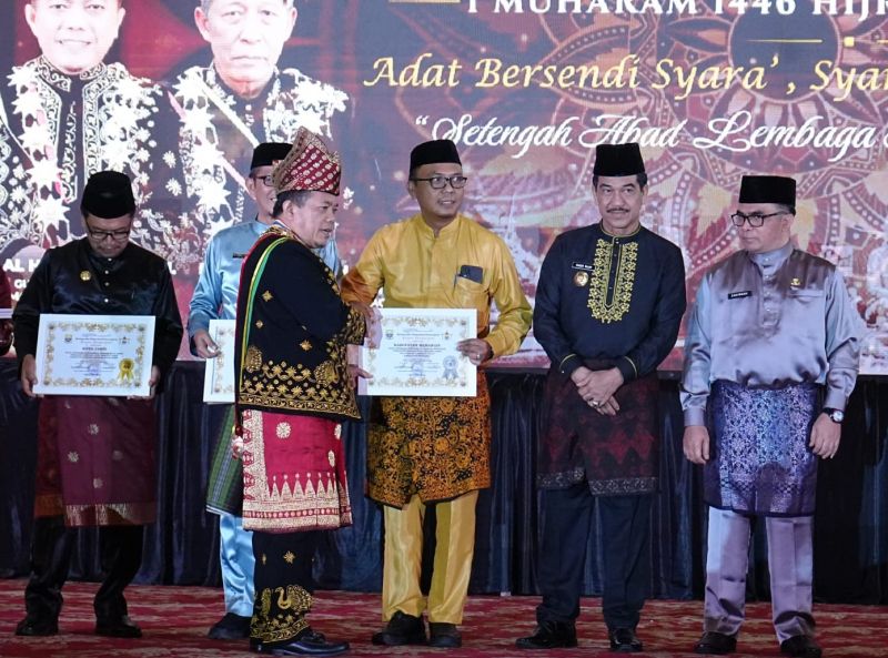 LAM Jambi memperingati Hari Adat Melayu Jambi ke-50 tahun 2024, Minggu (7/7).