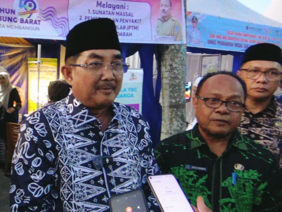 Bupati Tanjabbar Didampingi Kadinsos