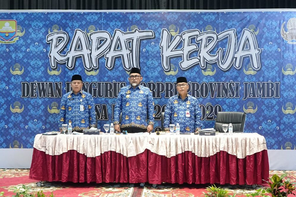 Pjs. Gubernur Sudirman Buka Rapat Kerja Dewan Pengurus KORPRI Provinsi Jambi