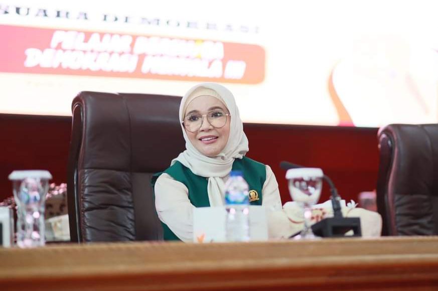 Anggota DPRD Provinsi Jambi  Eka Madjid Muaz