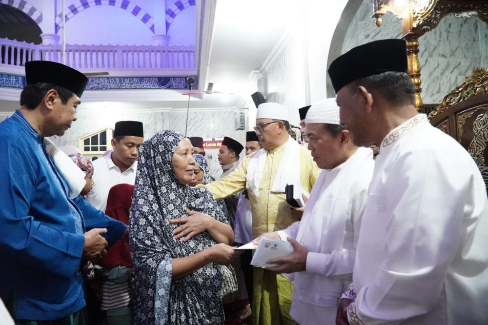 Safari Ramadhan di Merangin, Al Haris Santuni Anak Yatim dan Lansia