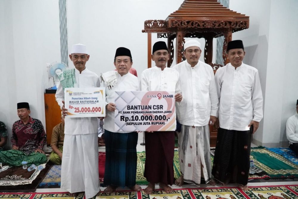 Gubernur Al Haris Bersama Bupati Bungo Mashuri Safari Ramadhan di Lubuk Niur