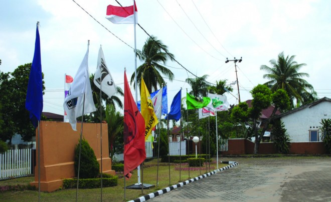 Komisi Pemilihan Umum (KPU) provinsi Jambi mengingatkan setiap KPU kabupaten/kota untuk segera mempersiapkan soal anggaran jika nanti pilkada digelar serentak.